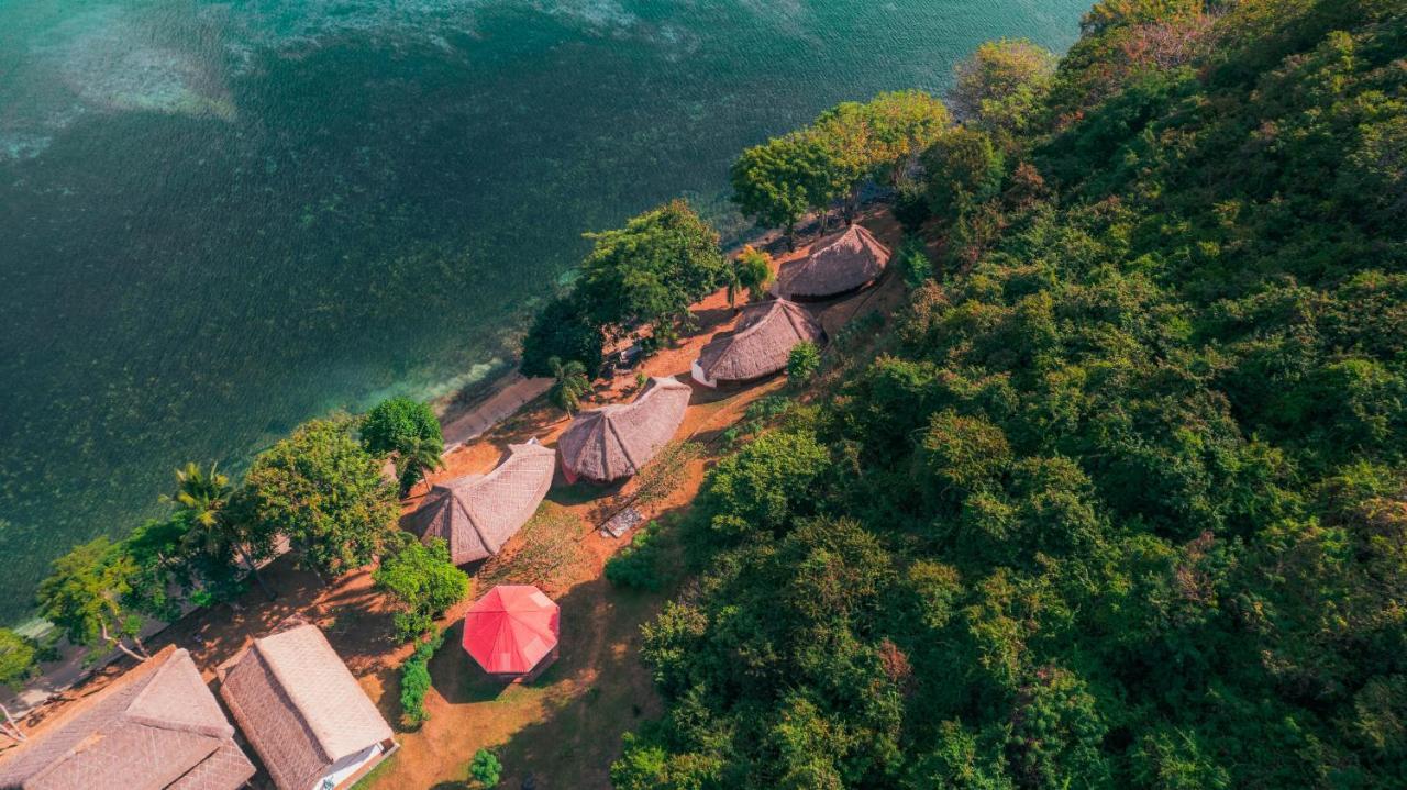 Khabita Beach Resort Lembar  Kültér fotó