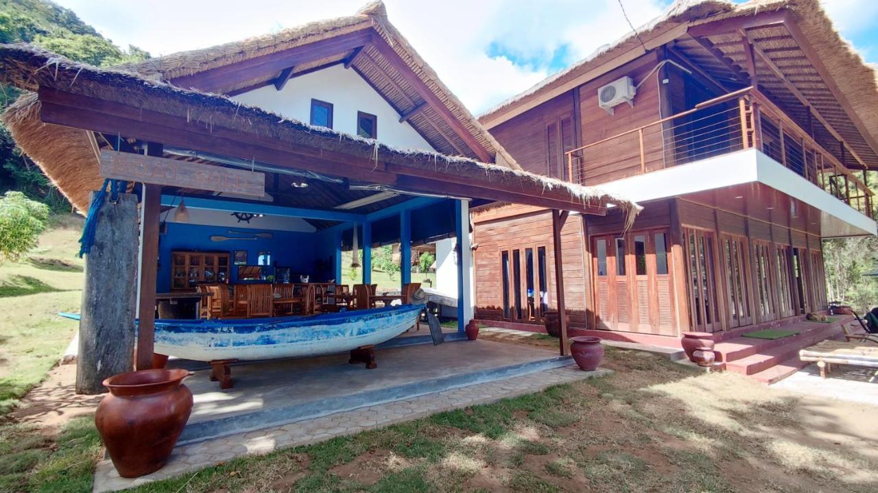 Khabita Beach Resort Lembar  Kültér fotó