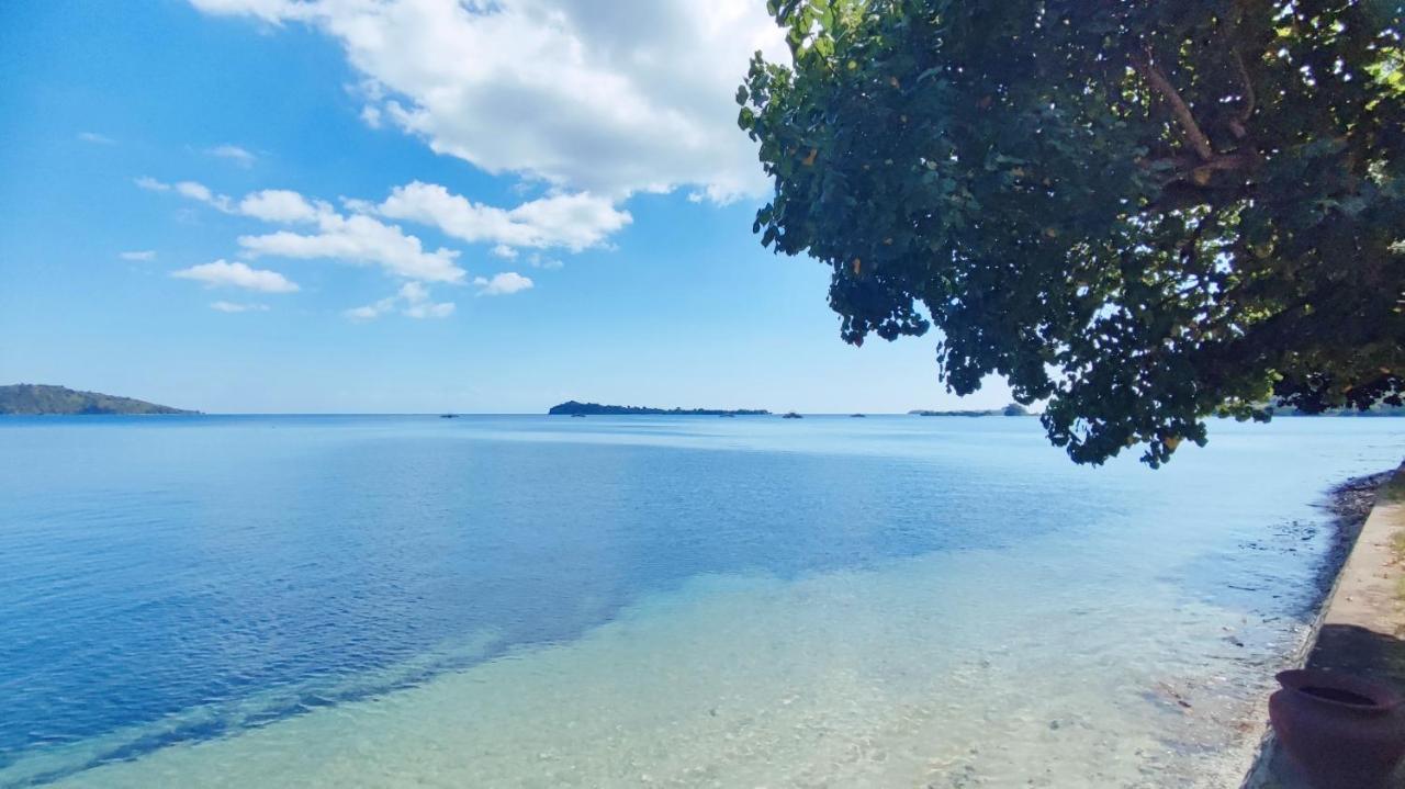 Khabita Beach Resort Lembar  Kültér fotó